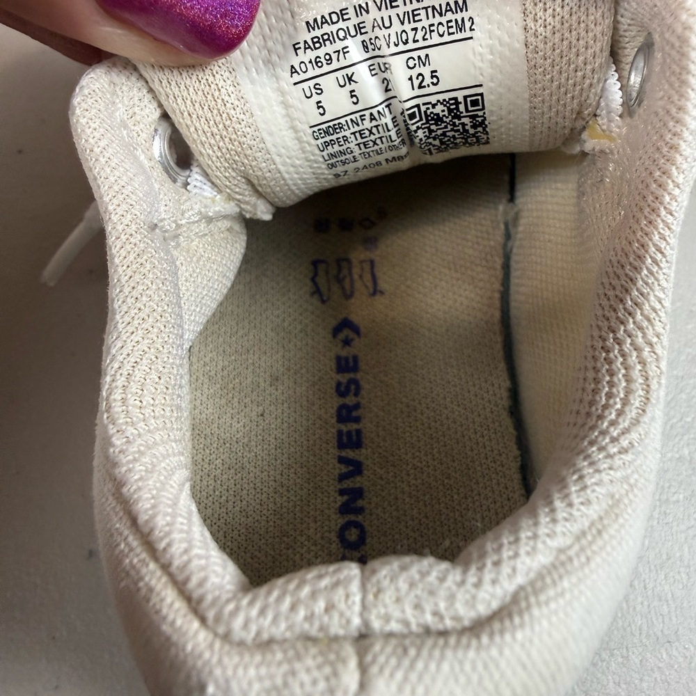 Converse Kids White Canvas Low Top Sneakers with Red and Blue Trim - Picture 7 of 8